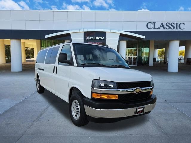 2023 Chevrolet Express Passenger 3500